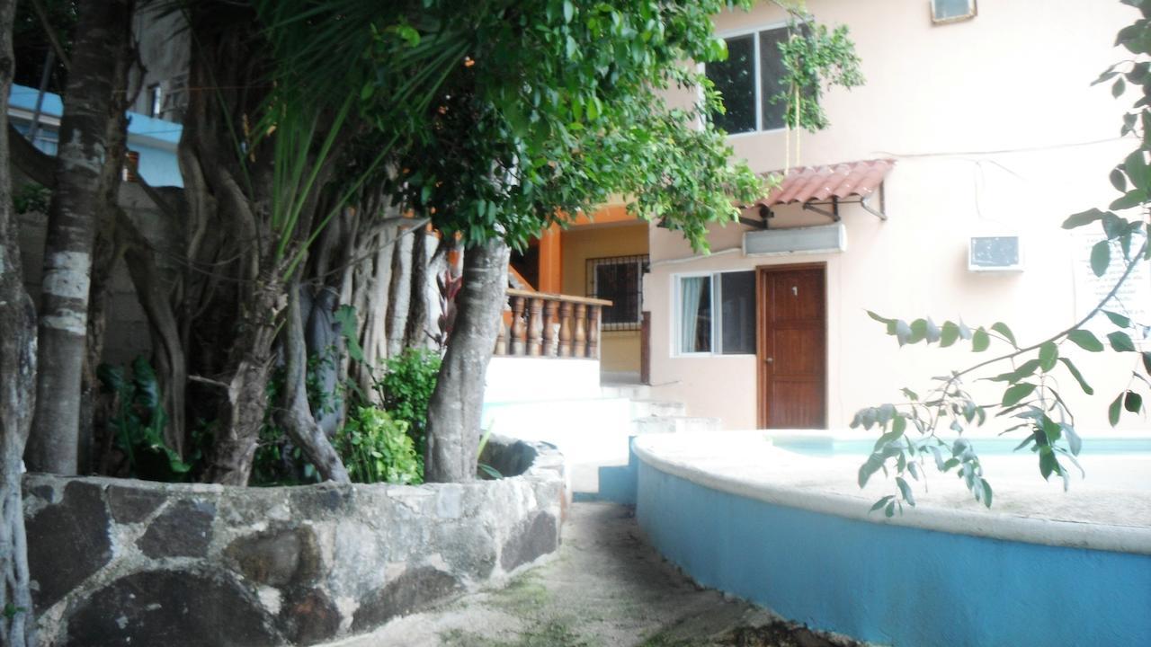Hotel Cuarto Camino Playa Del Carmen Esterno foto